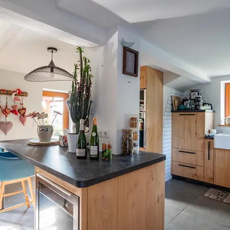 Chez Maidi-balneo, Cheminee, Proche Vosges Du Nord Vakantiehuis *