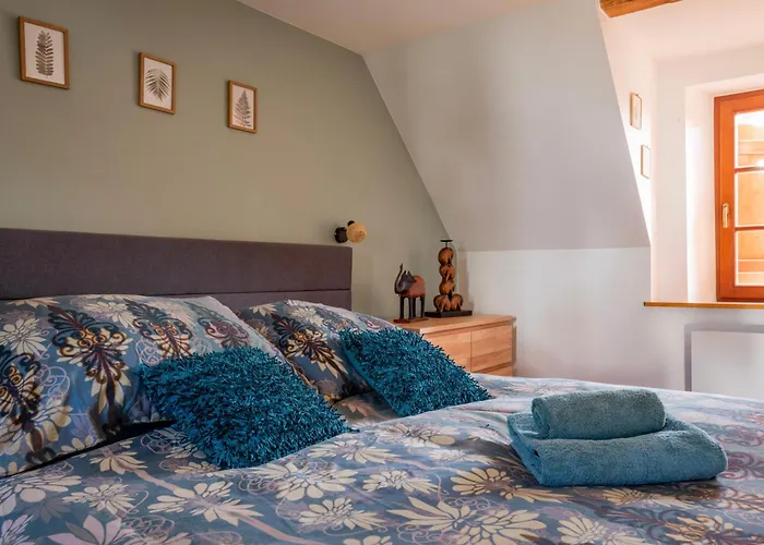 Chez Maidi-balneo, Cheminee, Proche Vosges Du Nord Ferienhaus